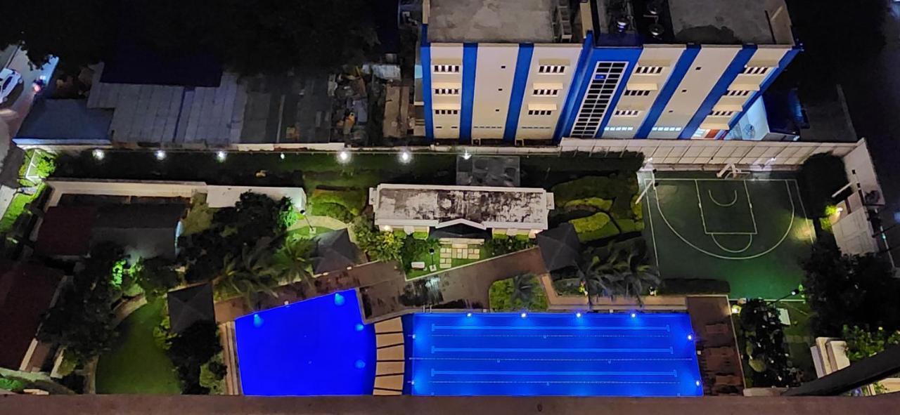 Casa Antonio At Fairway Terraces Family Penthouse 2Br Wi-Fi Nr Golf, Airport, Fort Bgc مانيلا المظهر الخارجي الصورة