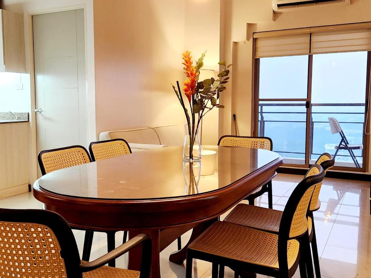 Casa Antonio At Fairway Terraces Family Penthouse 2Br Wi-Fi Nr Golf, Airport, Fort Bgc مانيلا المظهر الخارجي الصورة