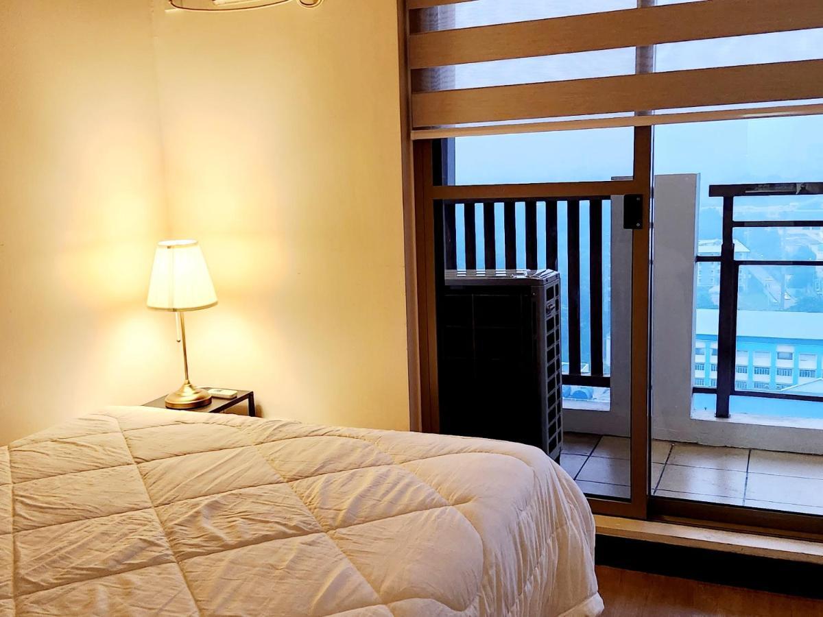 Casa Antonio At Fairway Terraces Family Penthouse 2Br Wi-Fi Nr Golf, Airport, Fort Bgc مانيلا المظهر الخارجي الصورة